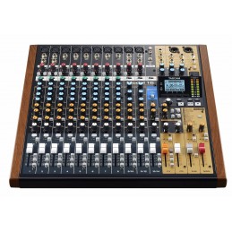 TASCAM MODEL16