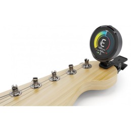 Image d'un accordeur Pix Tune WST 915Li, de la marque Cherub