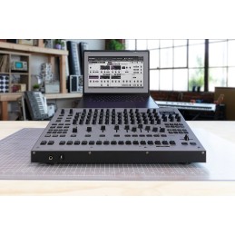 Image d'une Boîte à Rythmes TR-1000, de  la marque Roland