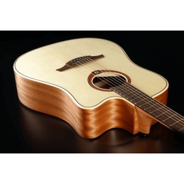 Image d'une guitare Lâg T70DCE Tramontane Dreadnought Cutaway Electro