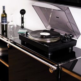 Image d'une platine vinyle Turn5 de la marque Reloop