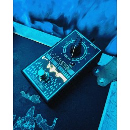 Image d'une pédale multi effets Thee Treble Overload de la marque Death By Audio