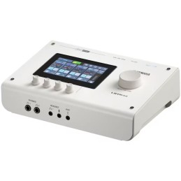 Image d'une interface audio URX44, de couleur blanche de la marque Yamaha