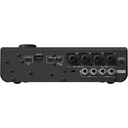 Image d'une interface audio URX44, de couleur noir, de la marque Yamaha