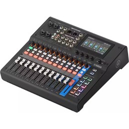 Image d'une console de mixage de couleur noir, de la marque Yamaha