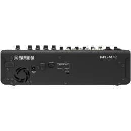 Image d'une console de mixage de couleur noir, de la marque Yamaha