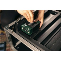 Image d'un chassis grand format, TrainTRack Plus racket métal pour pedalboard de la marque Radial