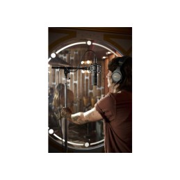 Image d'un microphone à condensateur cardioïde à large membrane KSM40C de la marque Shure