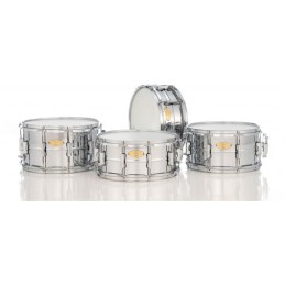 Image d'une caisse claire Primal Collective 14x5.5" en Acier, de la marque Pearl