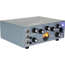 Image d'une Tête d'ampli OBM 300w fabriquée en Angleterre, de la marque Ashdown