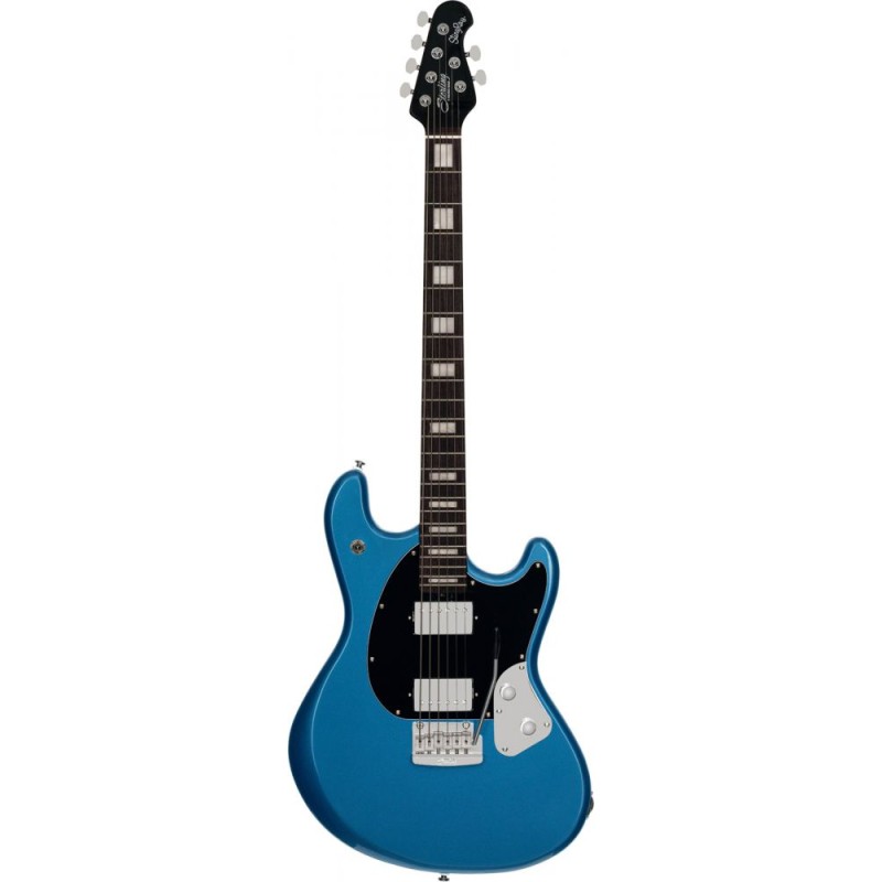 Image d'une guitare électrique, modèle Stingray Baritone SR50, de couleur Toluca Lake Blue, de la marque Sterling