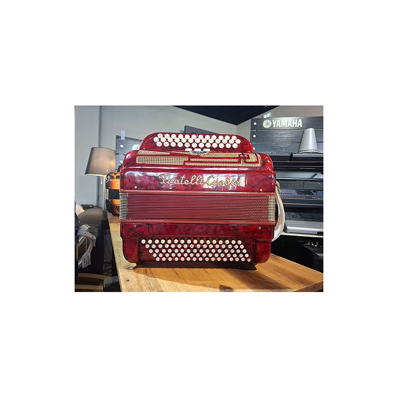 Image d'un accordéon chromatique, rouge de 60 basses d'Ocassion, de la marque Fratelli Crosio