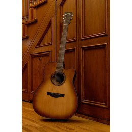 Image d'une guitare Folk Éléctro-acoustique TAG1 C, de couleur Sand Burst, de la marque Yamaha