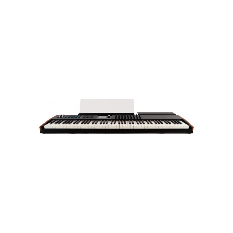 Image d'un Contrôleur MIDI KeyLab MK3 88, de couleur noir,  de la marque Arturia