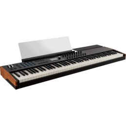 Image d'un Contrôleur MIDI KeyLab MK3 88, de couleur noir,  de la marque Arturia