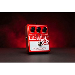 Image d'une Pédale Fuzz Big Muff Pi 2 With Tone Wicker, de la marque Electro Harmonix