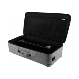 Image d'un Pedalboard Vertex Tour Compact 68 x 33 cm avec Plateau, de la marque Gator