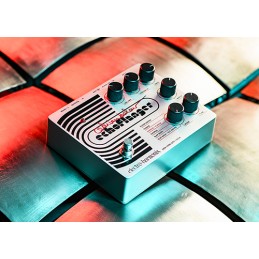 Image d'une Pédale d'effet de modulation Adrian Belew Echoflanger, de la marque Electro-Harmonix