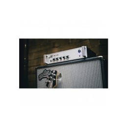 Image d'une Tête d'Ampli Basse DB700, d la marque Aguilar