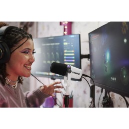 Image d'un Microphone de Podcast USB-C et SLR MV7+, de couleur blanc, de la marque Shure